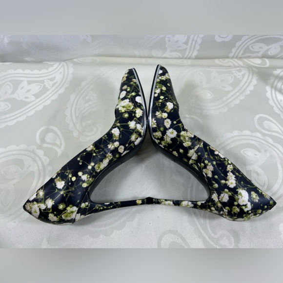 Size 36.5 / approximately 6 in euc - Picture 5 of 9